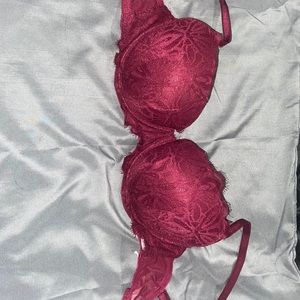 Victoria Secret Demi cup Push up laced bra